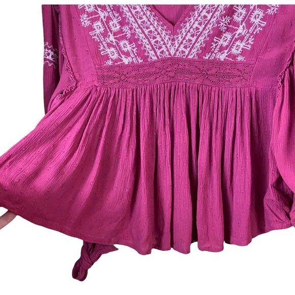 American Eagle Pink Boho Embroidered Top Size XS - Picture 6 of 9